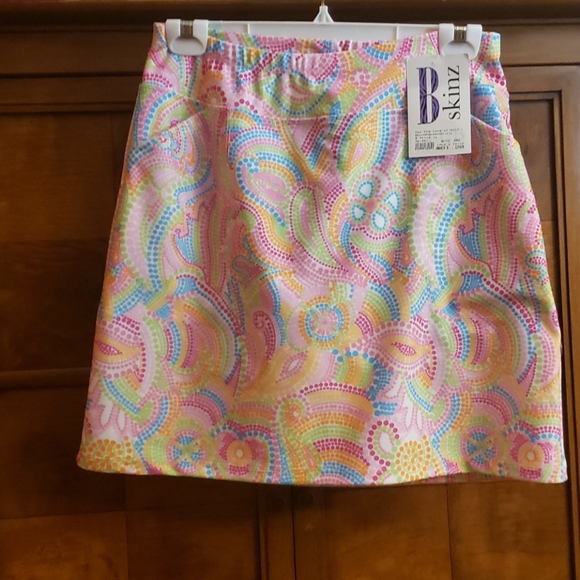 B Skinz Pants - NEW B-Skinz Paisley Print Skort Size Medium